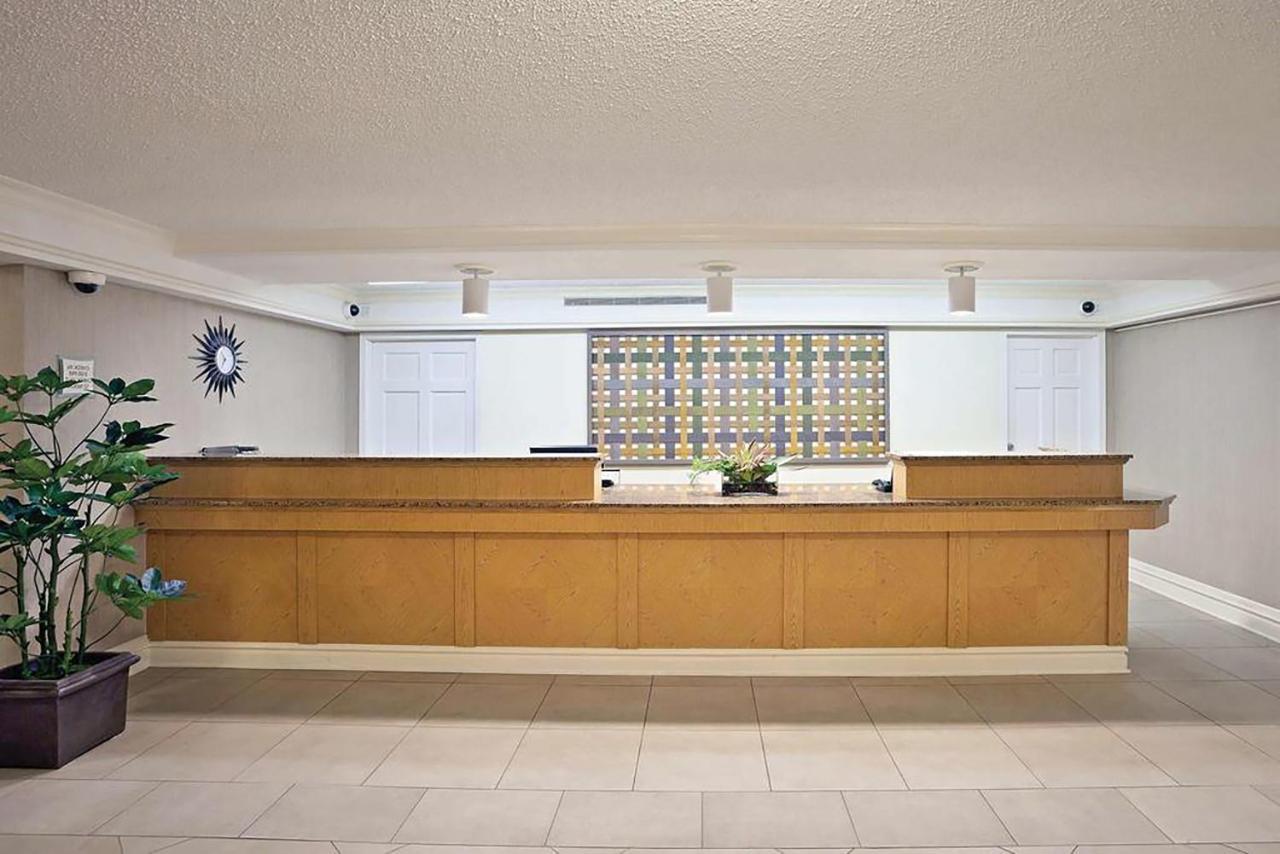 La Quinta Inn By Wyndham Мерріллвілл Екстер'єр фото